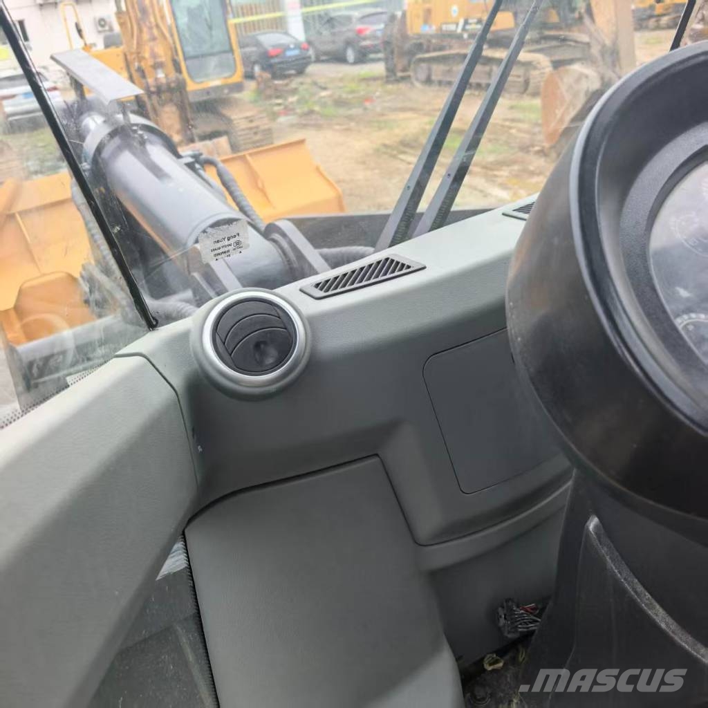 XCMG ZL 50 GN Фронтальні навантажувачі