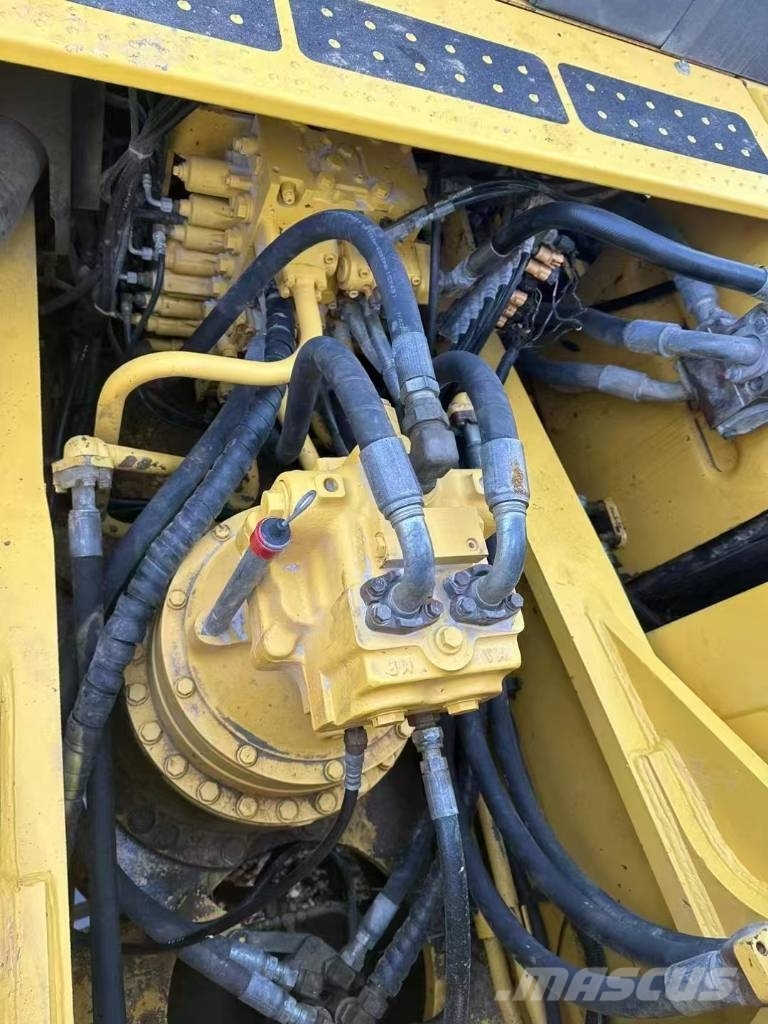 Komatsu 450-8 Εκσκαφείς με ερπύστριες