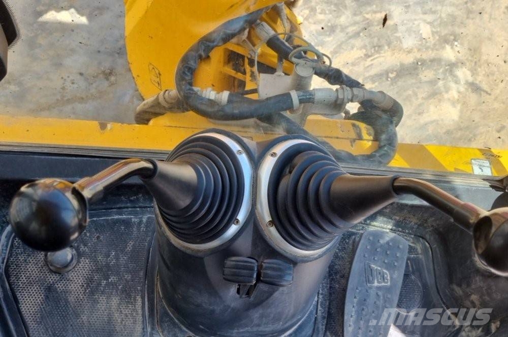 JCB 3 CX ECO Ekskavatori-iekrāvēji