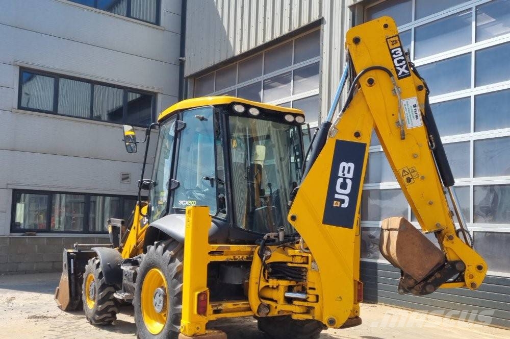 JCB 3 CX ECO Ekskavatori-iekrāvēji