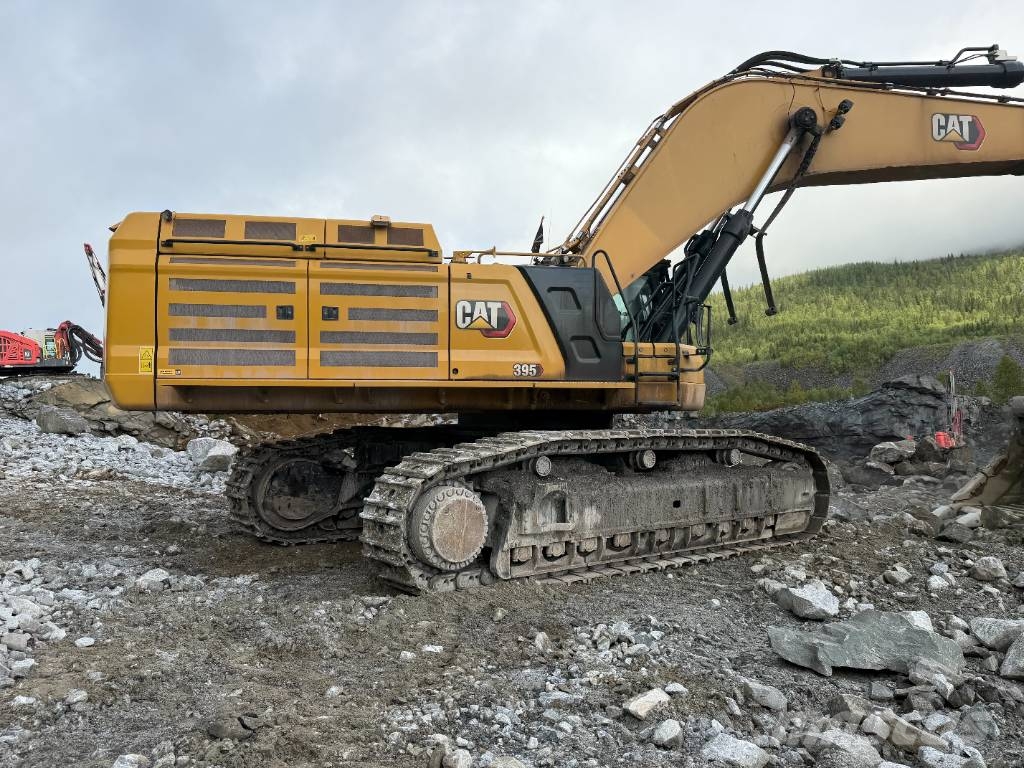 CAT 395 Crawler excavators