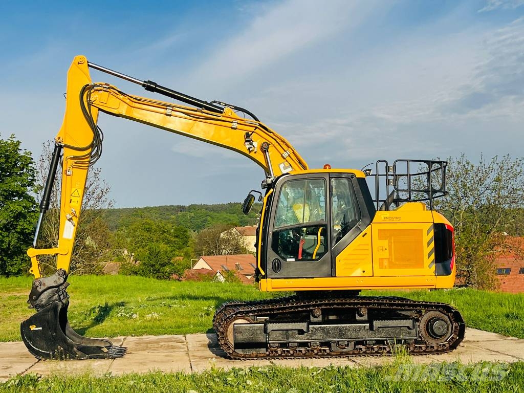 JCB 150 XL حفارات زحافة