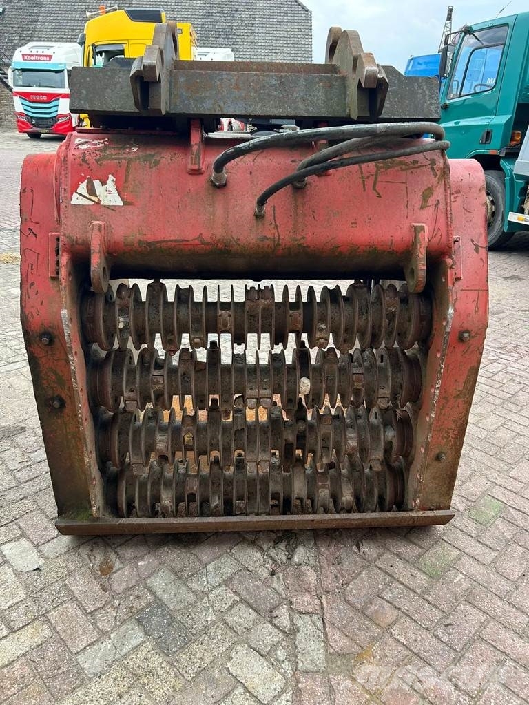 Powerscreen Allu SM4-12 挖斗