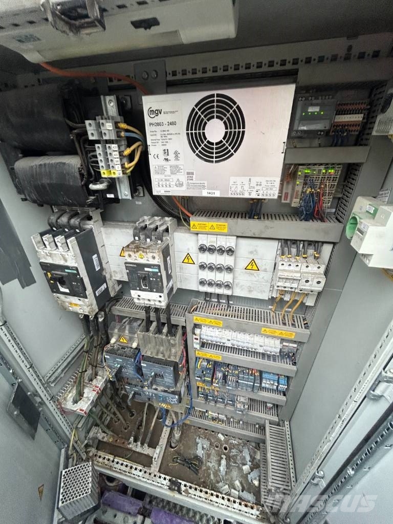 Sennebogen 825 E Industriālie iekrāvēji