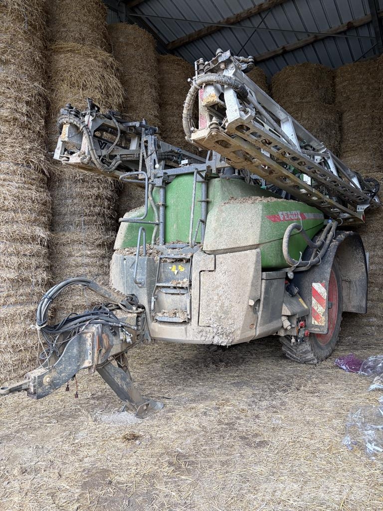 Fendt Rogator 344 Tažené postřikovače