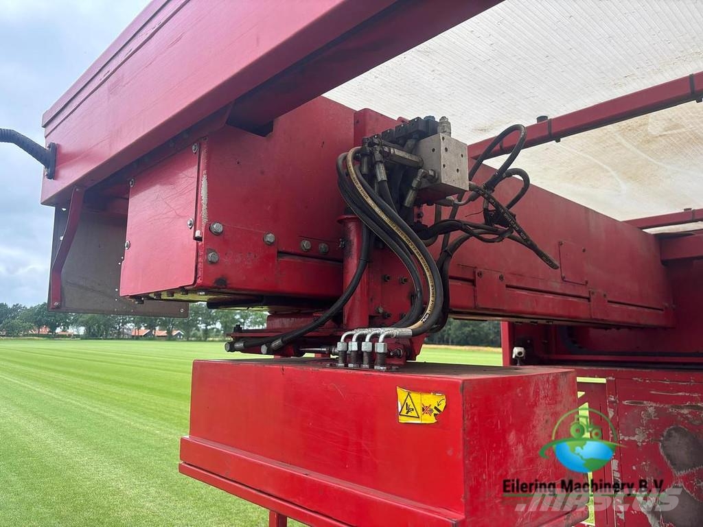  Van Vuuren TurfTick 2300 Claas Arion 410 Traktoren