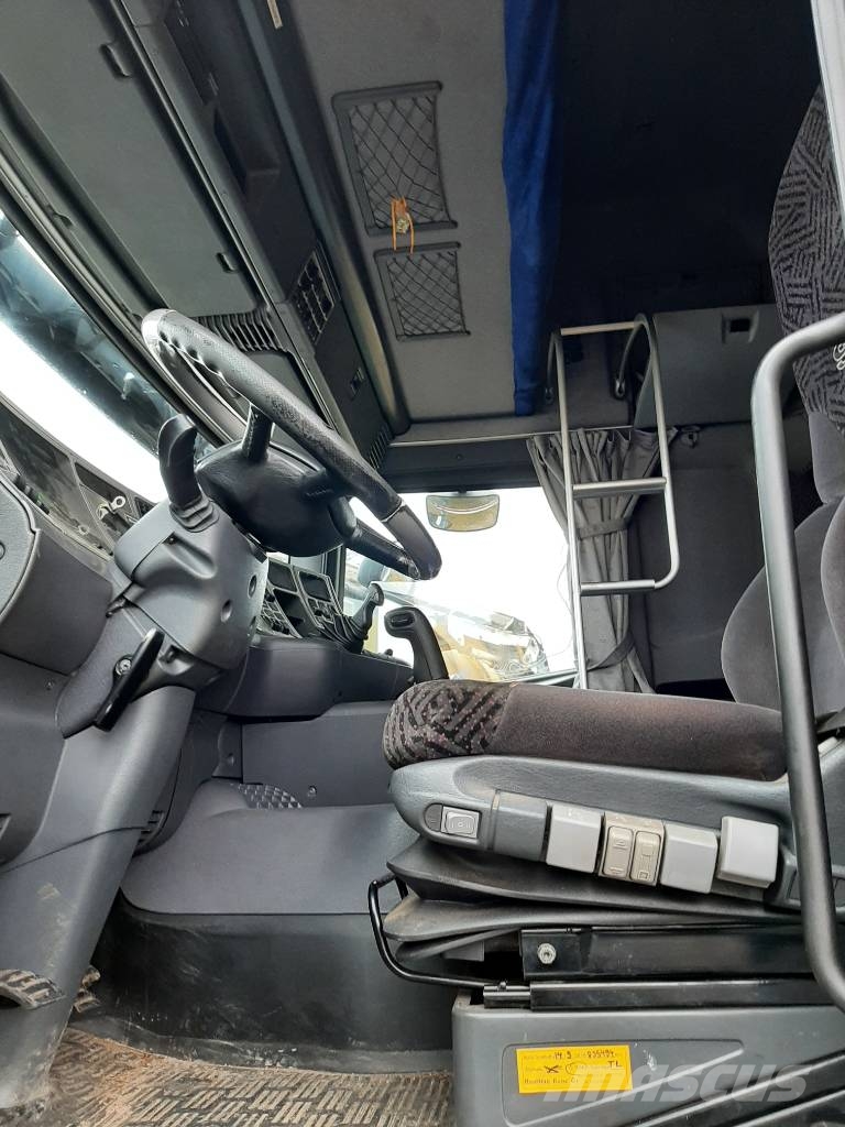 Scania R 124 Camiones grúa