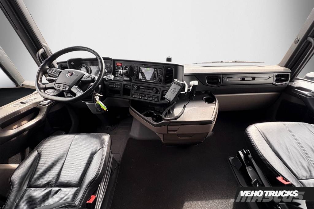 Scania S500 6x2 SUPER Trekkers