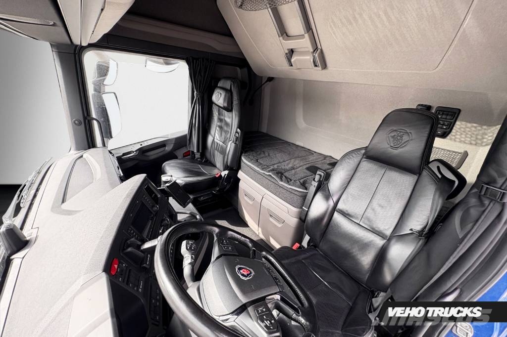 Scania S500 6x2 SUPER Trekkers
