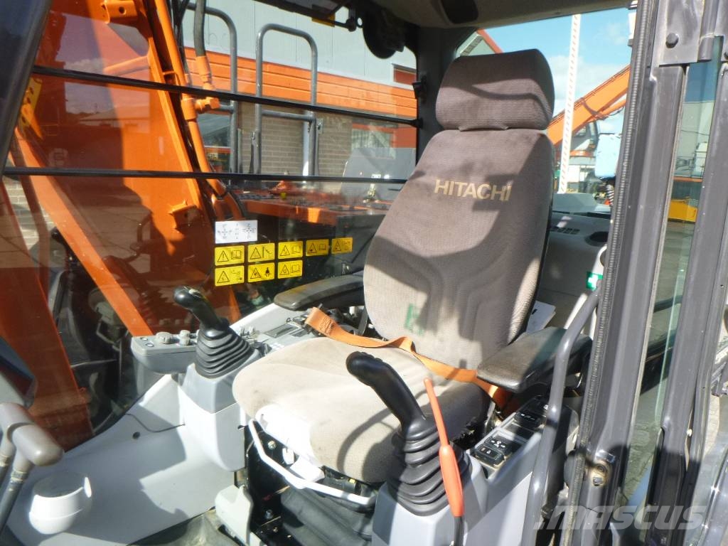 Hitachi ZX 130 LC N-6 履带挖掘机