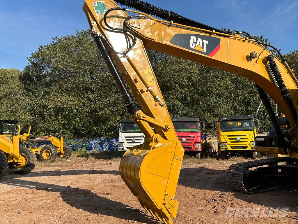 CAT 320D Верижен екскаватор