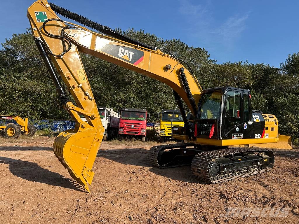 CAT 320D Верижен екскаватор