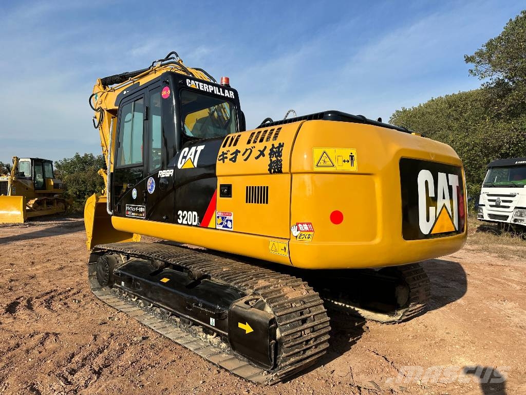 CAT 320D Верижен екскаватор