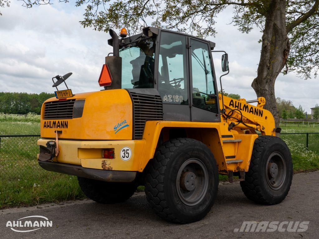 Ahlmann AZ 150 Gumikerekes homlokrakodók