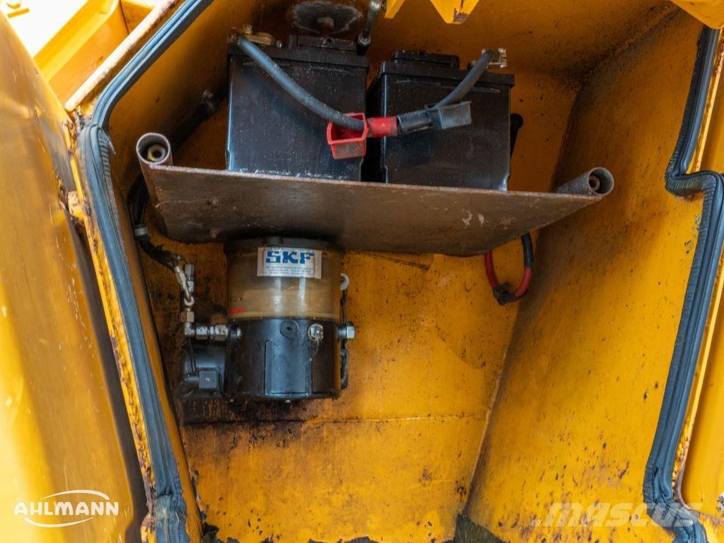 Ahlmann AZ 150 Gumikerekes homlokrakodók
