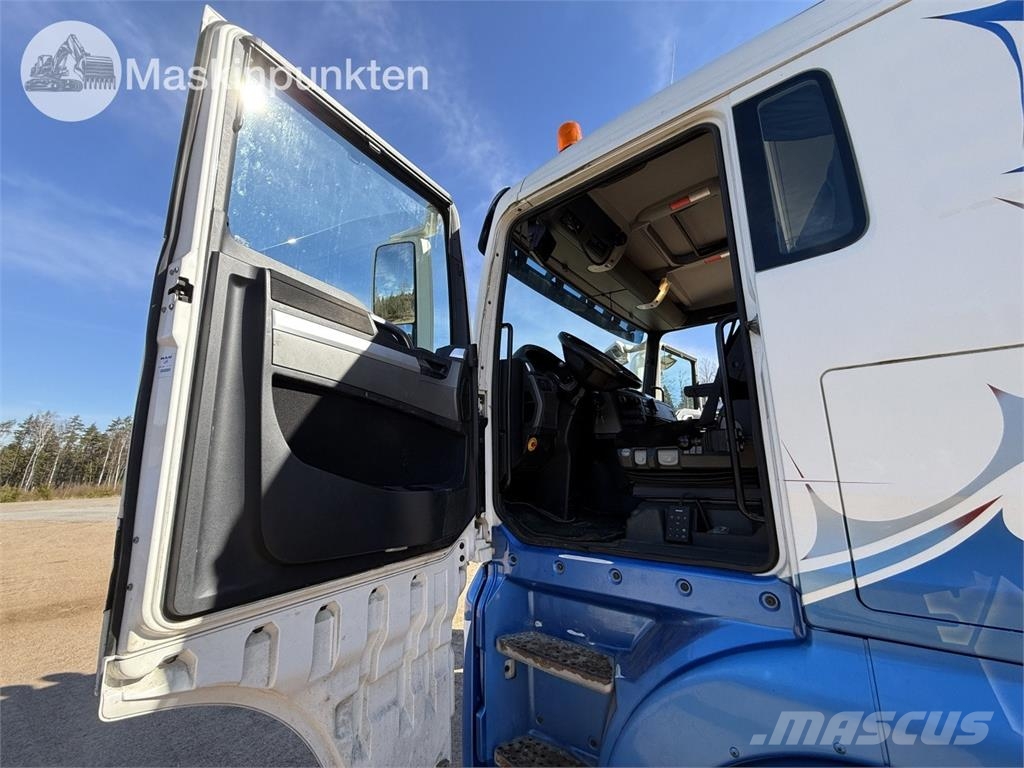 MAN TGX 35.480 8X4-4 BL Camiones grúa