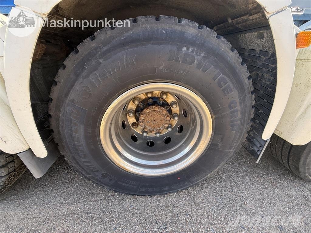 MAN TGX 35.480 8X4-4 BL Camiones grúa