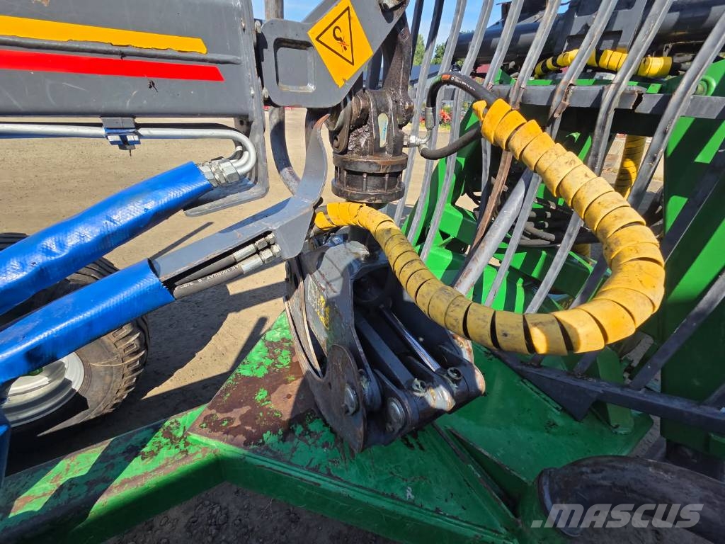 Farma T - 10 C6,3D Meža piekabes