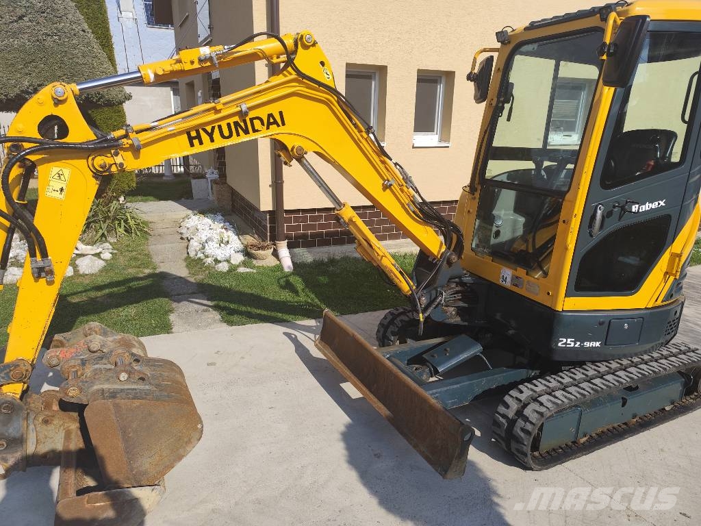 Hyundai Robex 25 Z-9 AK Minibagger < 7t
