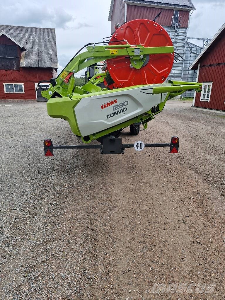 CLAAS Lexion 750 TT Kombinované zberacie stroje