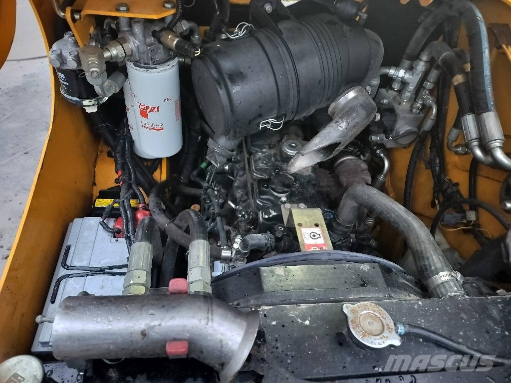 JCB 180 T Larvebåndslæssere