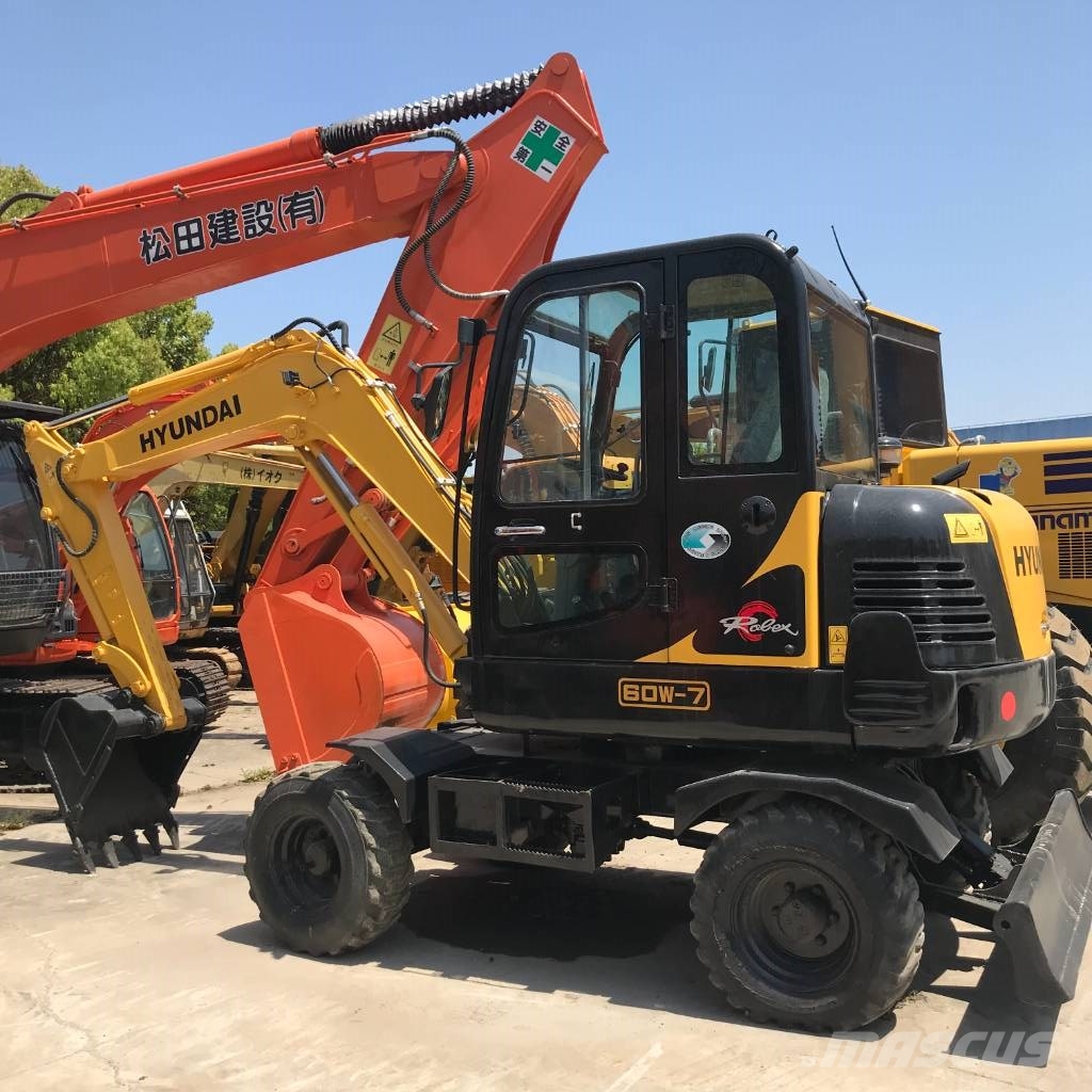 Hyundai 60 W Ratasekskavaatorid