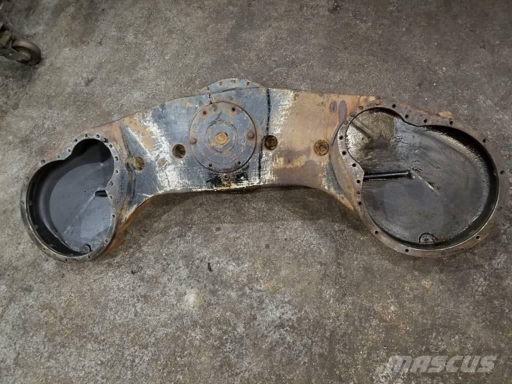 Valmet 820 BLACK CAB BOGIE CASING Transmission