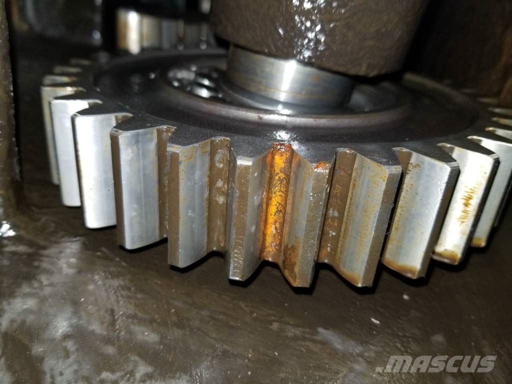Valmet 820 BLACK CAB BOGIE CASING Transmission