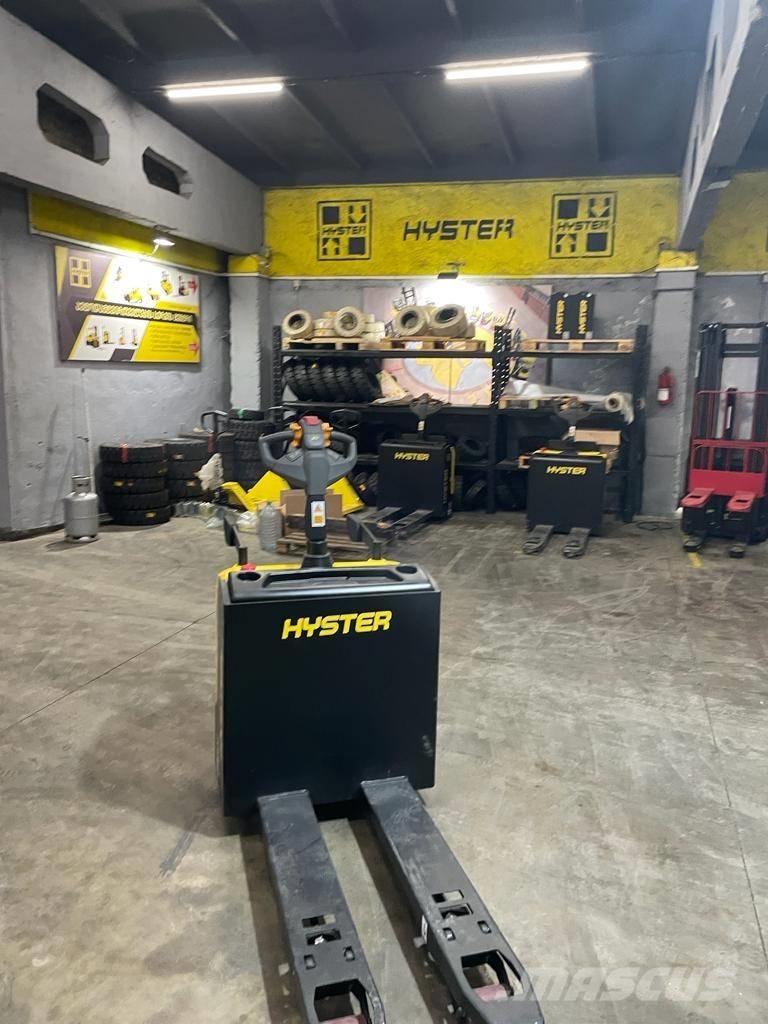 Hyster P2.0UTS Low lifter with platform