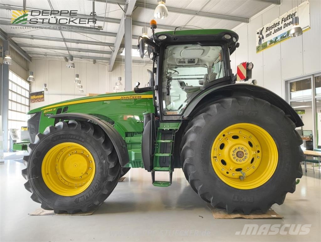 John Deere 8345R Farm machinery