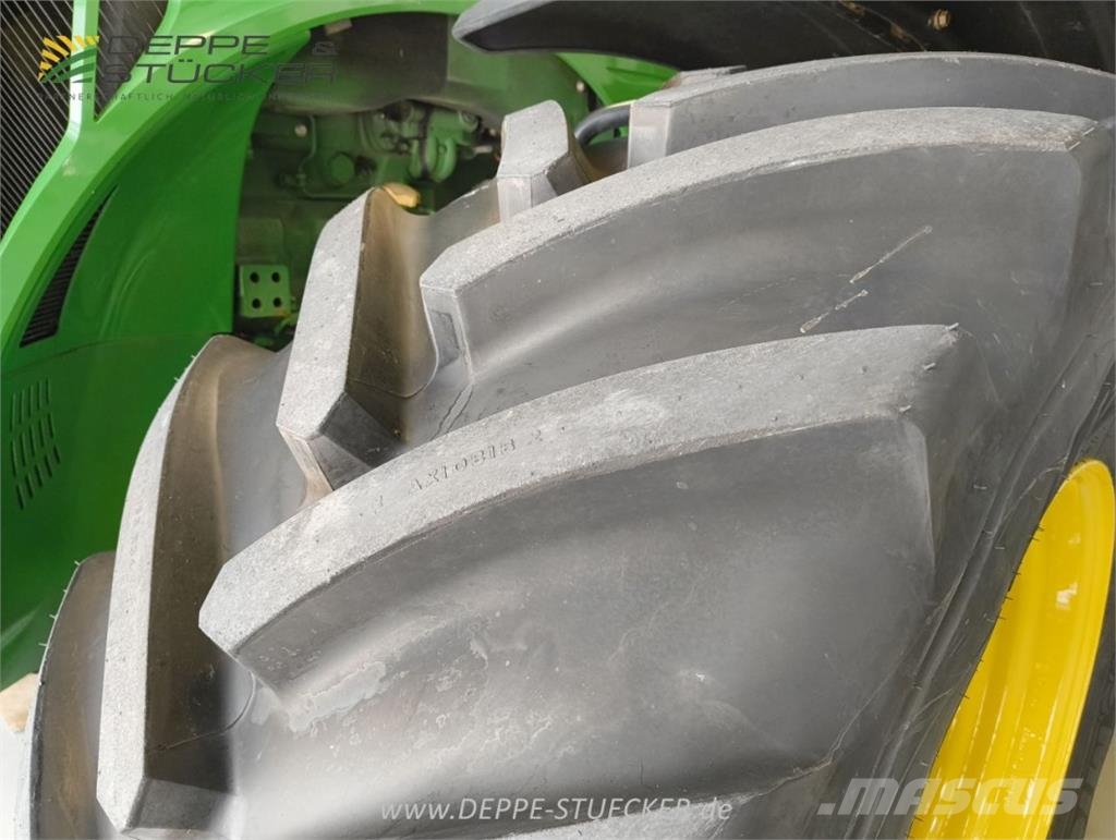 John Deere 8345R Farm machinery
