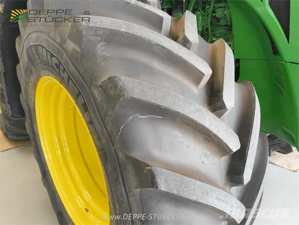 John Deere 8345R Farm machinery