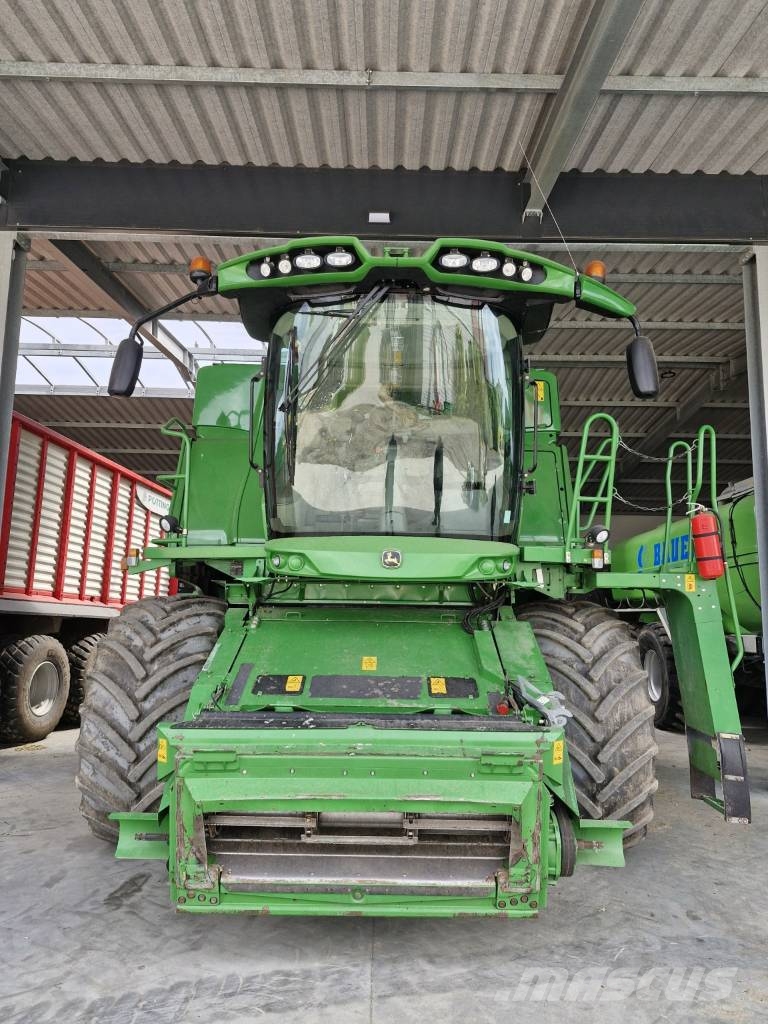 John Deere T 660 Skurtreskere