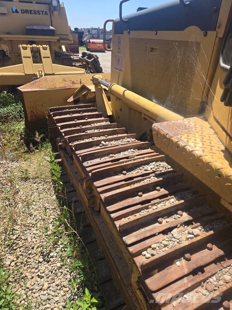 Dressta TD9M Crawler dozers