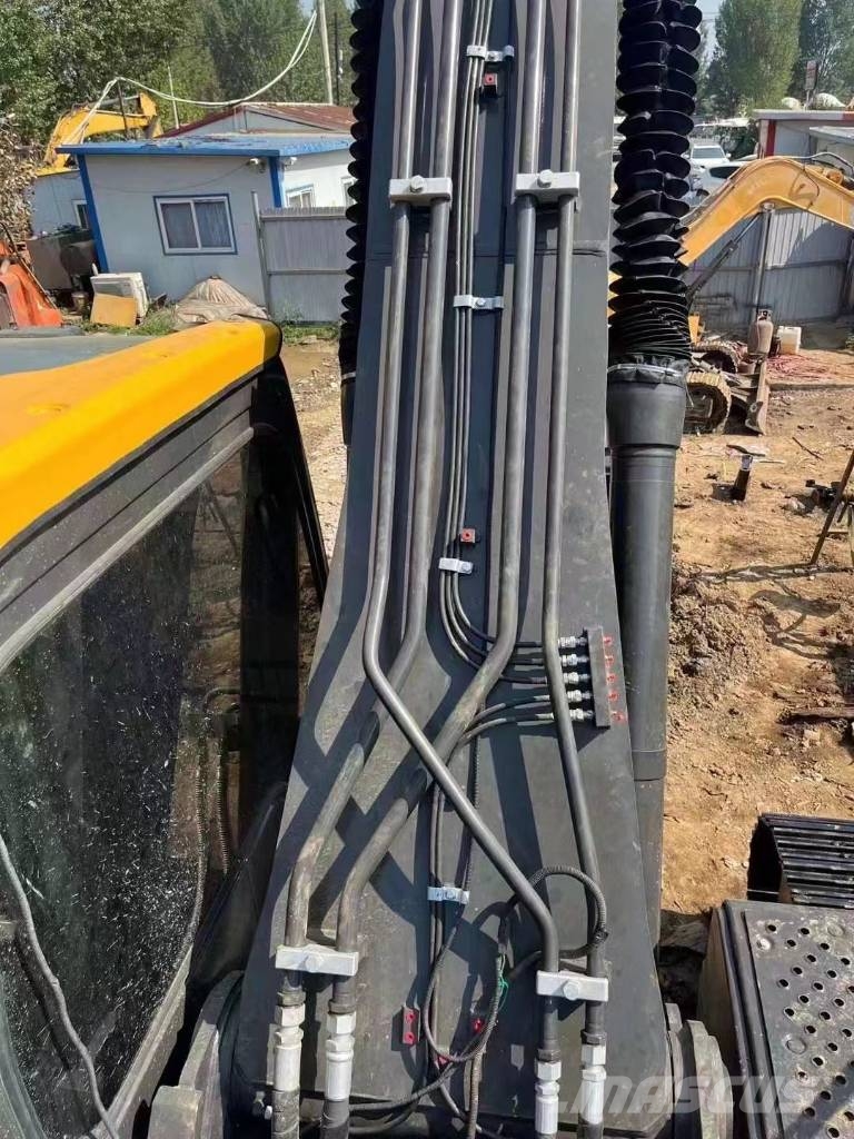 Volvo EC240D 履带挖掘机