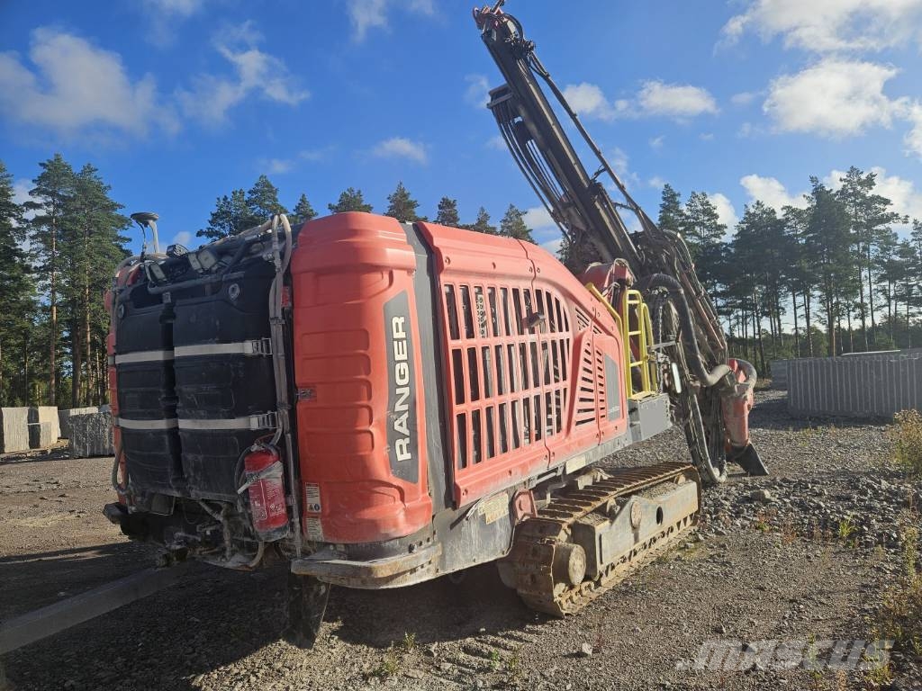Sandvik Ranger DX800i 도로 굴착기