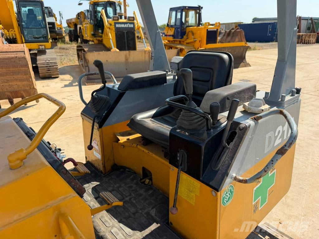 Komatsu D 21 A-7 Crawler dozers