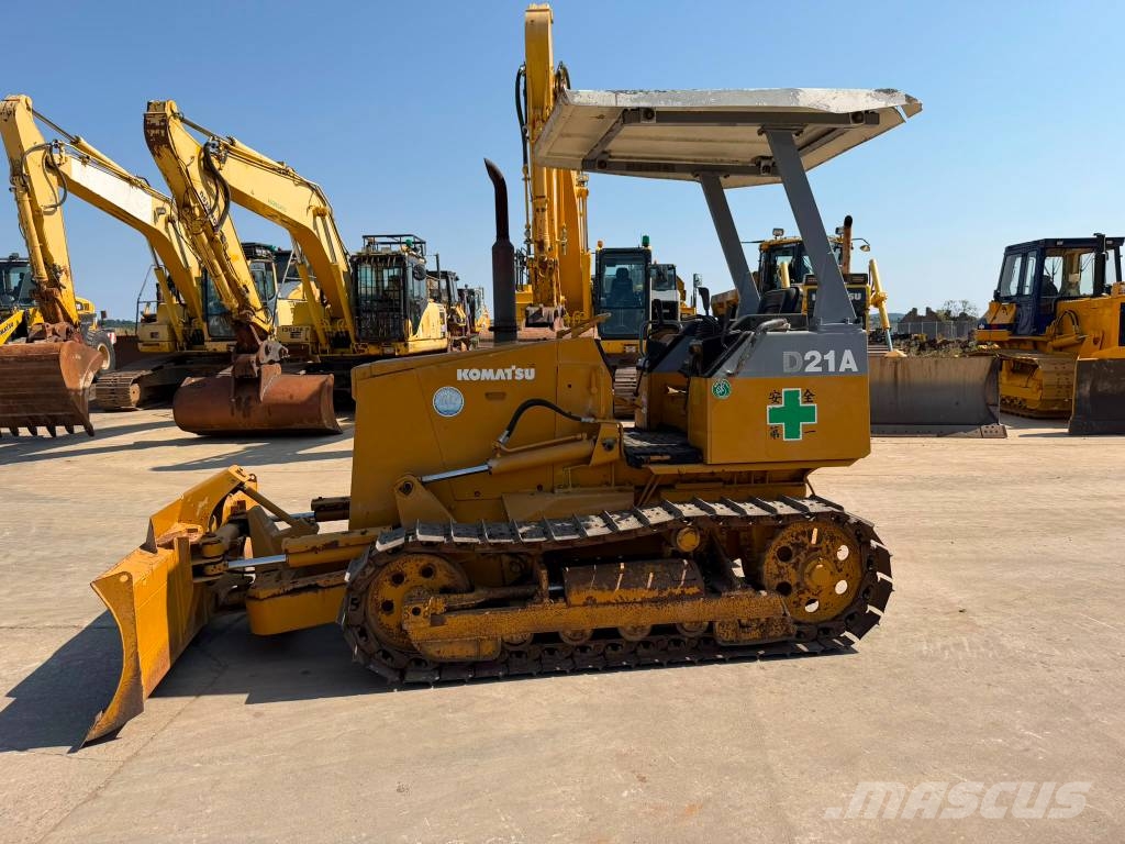 Komatsu D 21 A-7 Crawler dozers