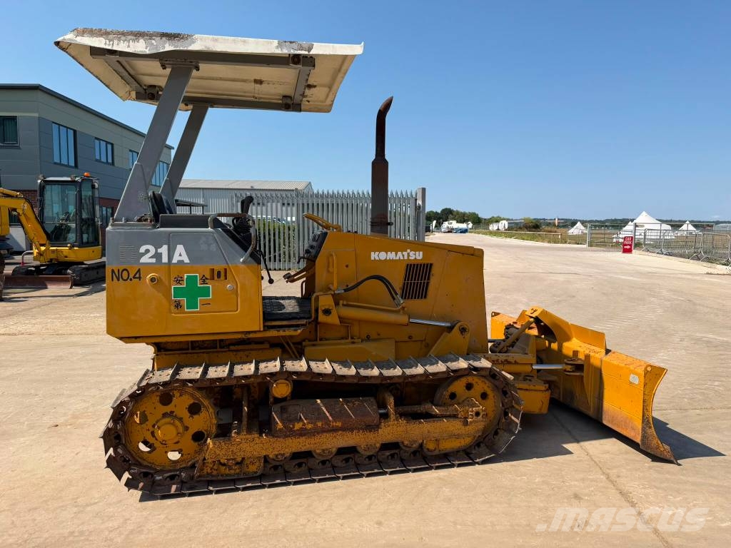 Komatsu D 21 A-7 Crawler dozers