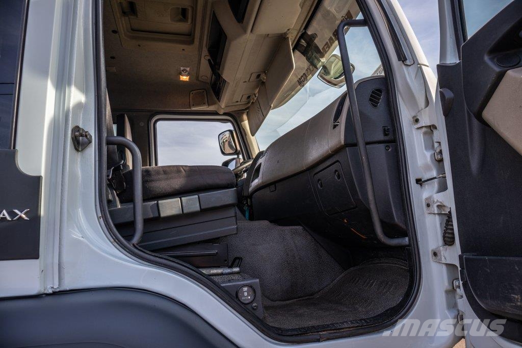 Renault KERAX 380+MAGYAR INOX 11000L/3COMP./MELK/LAIT/MILC Motrici cisterna