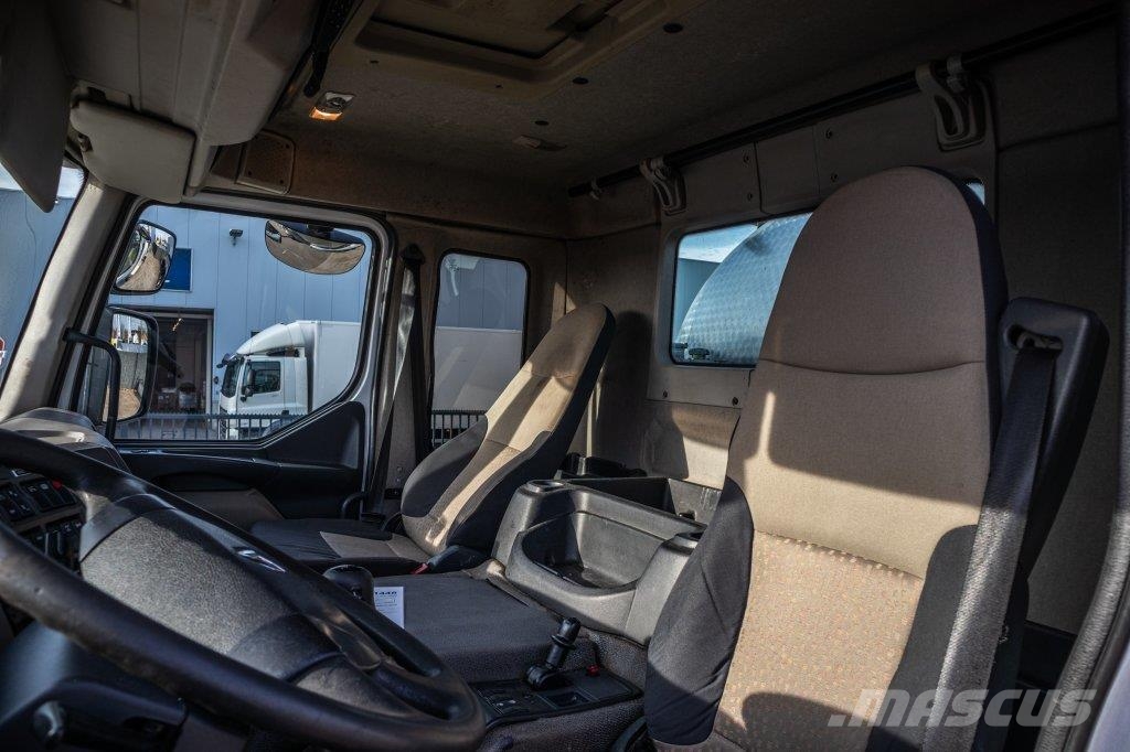 Renault KERAX 380+MAGYAR INOX 11000L/3COMP./MELK/LAIT/MILC Motrici cisterna