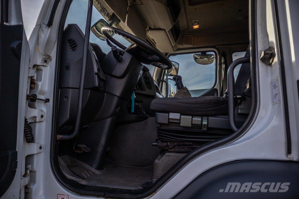 Renault KERAX 380+MAGYAR INOX 11000L/3COMP./MELK/LAIT/MILC Motrici cisterna