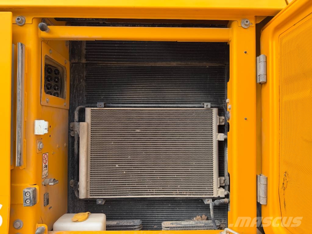 JCB 210X Kāpurķēžu ekskavatori