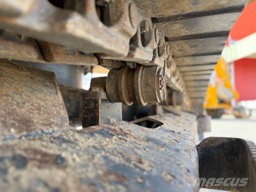 JCB 210X Kāpurķēžu ekskavatori