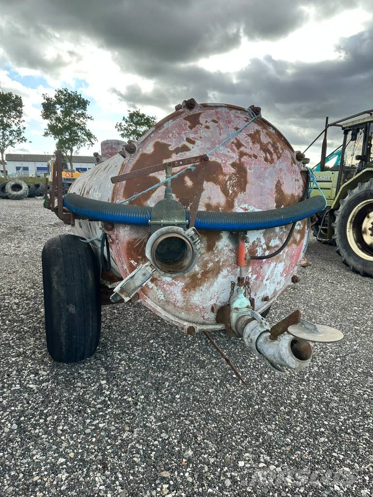  5000 ltr slamsuger vandvogn Lietteen levittimet