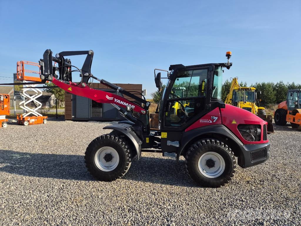 Yanmar V 7 Læssemaskiner på hjul