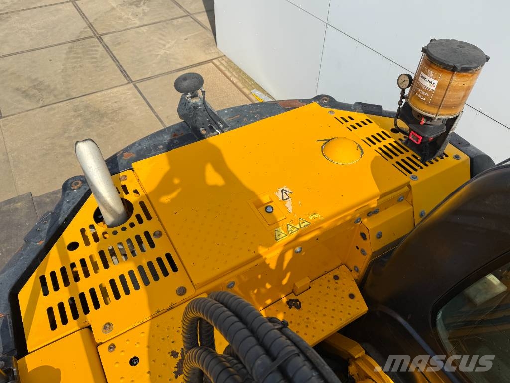 JCB JZ141LC Crawler excavators