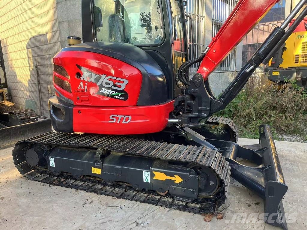 Kubota KX 163 Roomikekskavaatorid