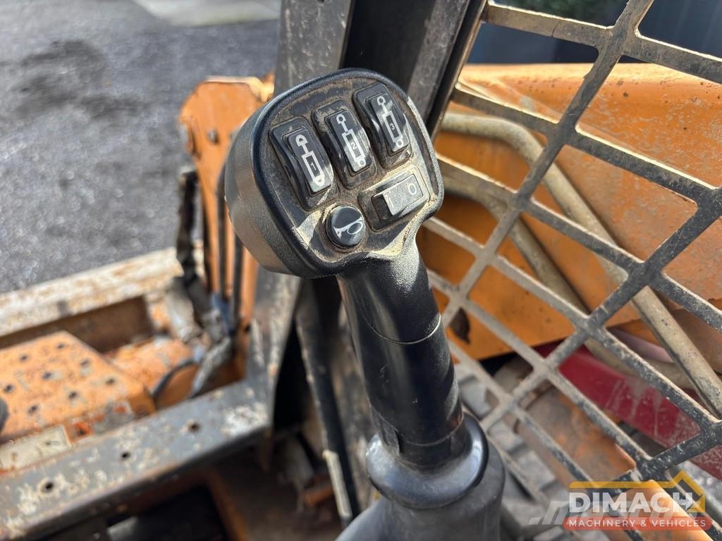CASE 410 4x4 - joysticks - high flow - CE - Isuzu 4 cyl لوادر بعجل