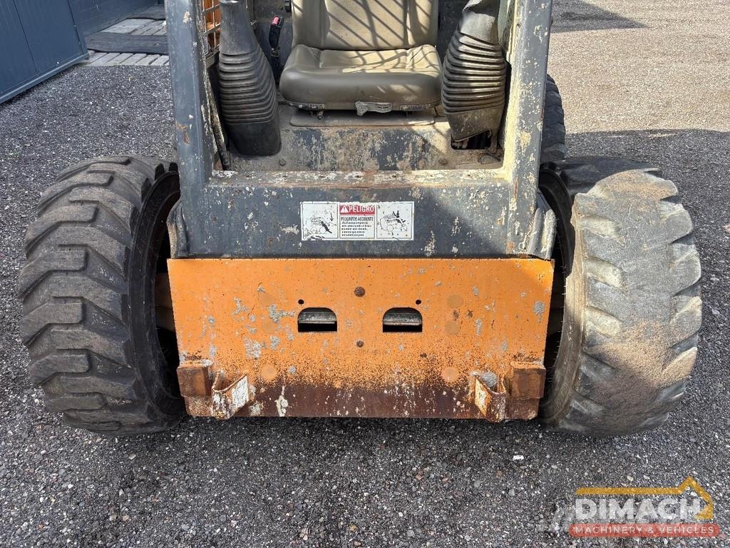 CASE 410 4x4 - joysticks - high flow - CE - Isuzu 4 cyl لوادر بعجل